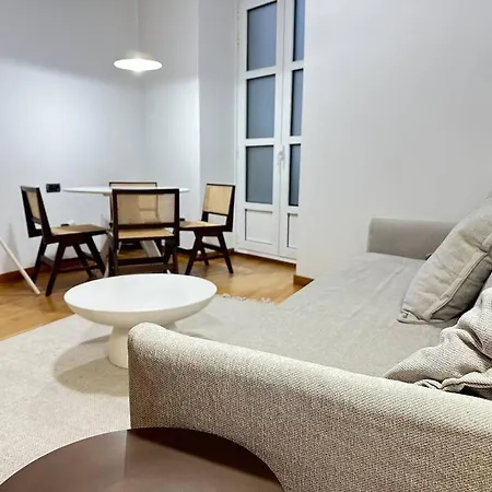 Apartment Ybh Puerta Del Sol 11 *