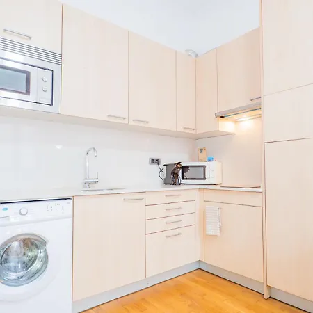 Ybh Puerta Del Sol 11 شقة *