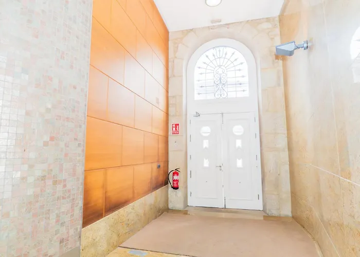 شقة Ybh Puerta Del Sol 11